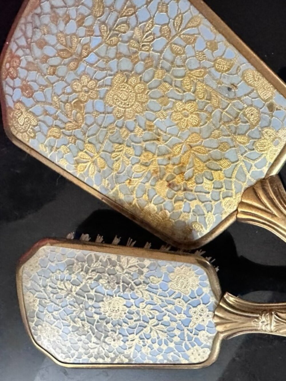 Vintage Mid Century Gold Tone Vanity Mirror & Hair Brush Set Floral Lace 1955–65 - Picture 3 of 8